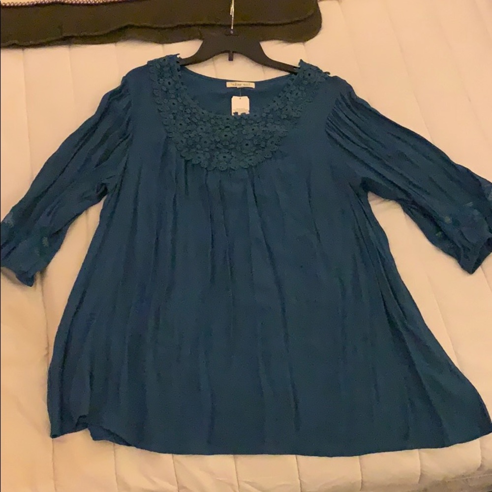 Indigo Soul dark teal size clothes blouse.